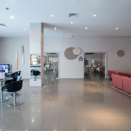 Idea Hotel Piacenza-3