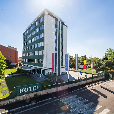 Hotel Alga-3