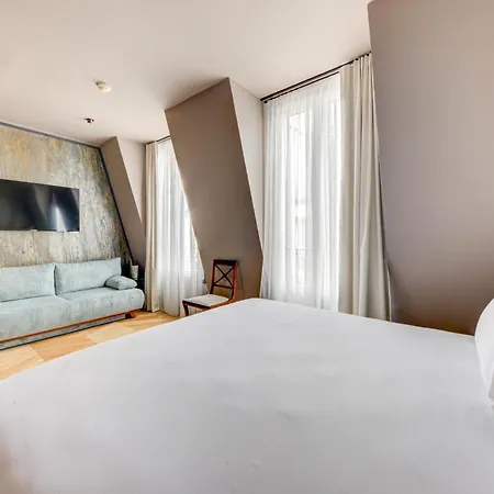 Hotel Maat Batignolles-3