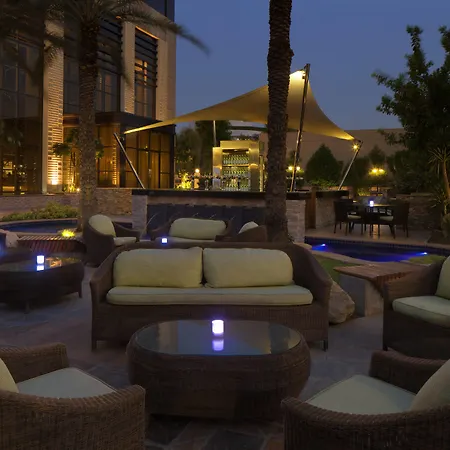 Le Méridien Dubai Hotel&Conference Centre-2