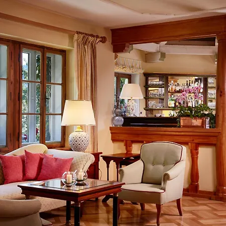 Relais & Chateaux Hotel Tennerhof-3