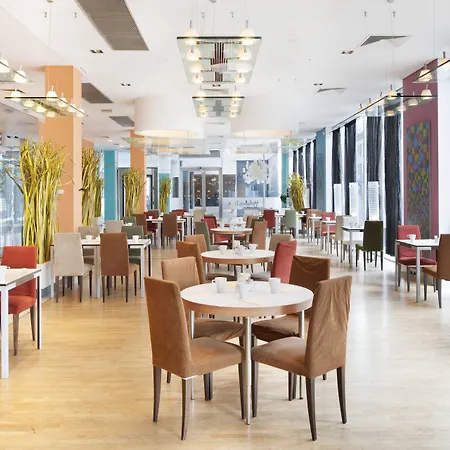 Holiday Inn Prague By Ihg-3