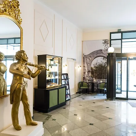 Hotel Johann Strauss-3