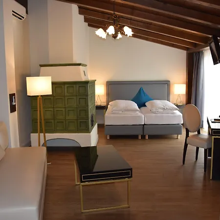 Atel Hotel Lasserhof-2