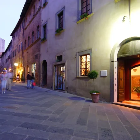L'Antico Pozzo Boutique Historic Hotel in San Gimignano-2