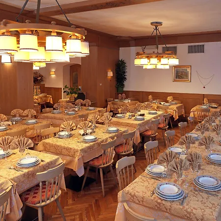 Hotel Pinzolo-Dolomiti-2