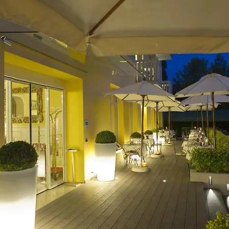 Viktoria Palace Hotel-3