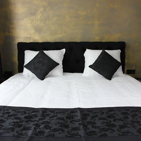 Sara'S Boutique Hotel-3