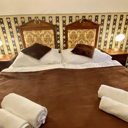 Hotel Klarinn Prague Castle-3