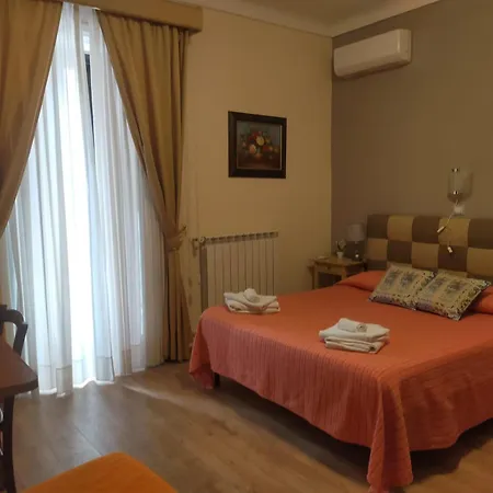 Bed & Breakfast Hostel H24-2