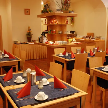 EA Hotel Tosca-3