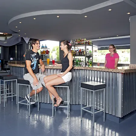 Globales Torrenova (Adults Only)-3
