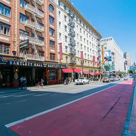 The Bartlett Hotel And Guesthouse-3