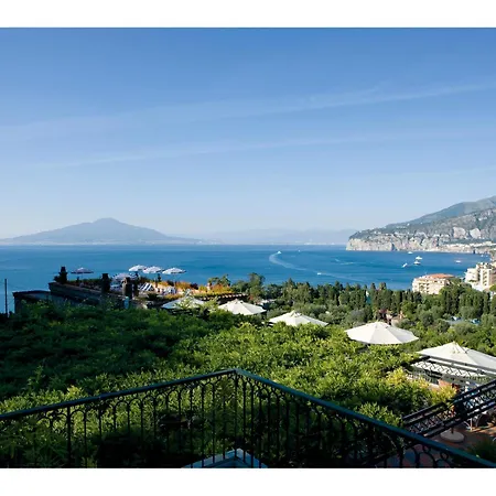 Grand Hotel Capodimonte-2