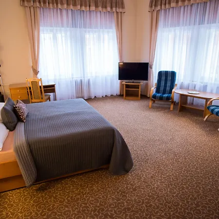 Hotel City Bell-3