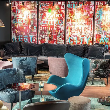 Motel One Berlin-Mitte-2