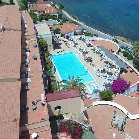 Lh Pedraladda Resort-3