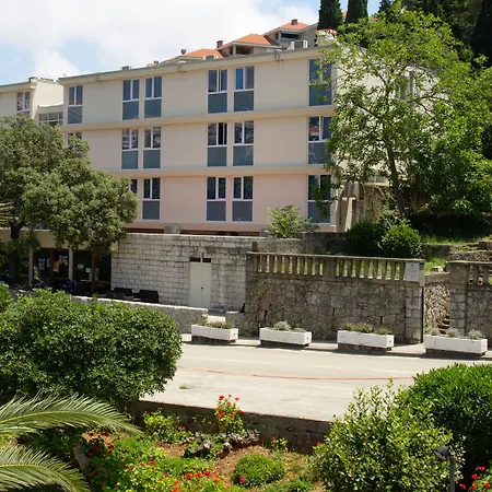 Hotel Komodor-3