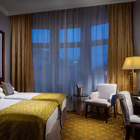 Art Deco Imperial Hotel-2