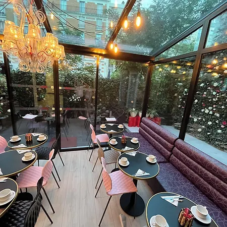 Glam'S Hotel-2