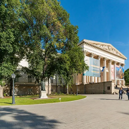 Budapest Museum Central-3