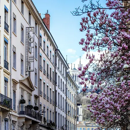 Hotel Des Artistes-2