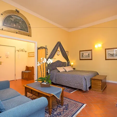 La Casa Del Garbo - Luxury Rooms & Suite-3