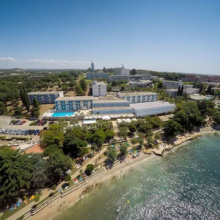 Hotel Plavi Plava Laguna-2
