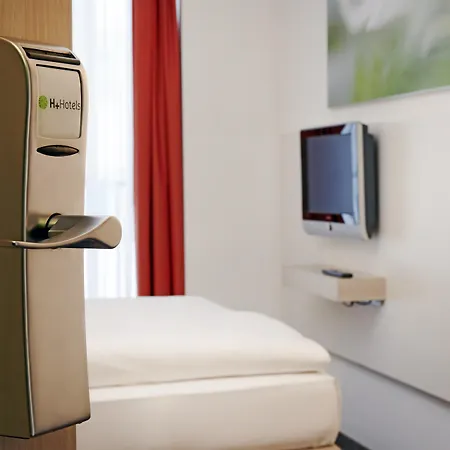 H+ Hotel Muenchen-2