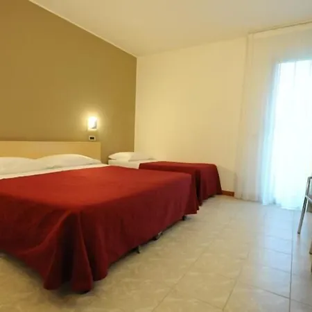 Hotel Elvezia-3