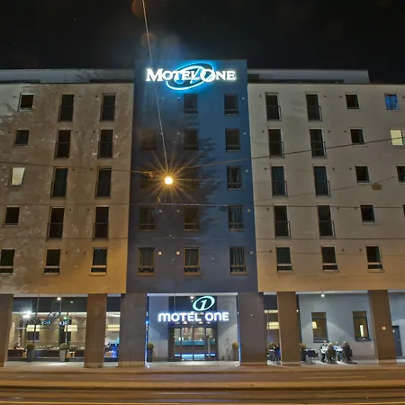 Motel One Muenchen-East Side-3