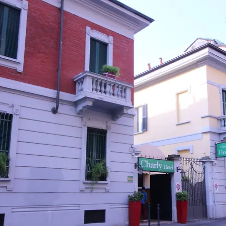 Hotel Charly-2