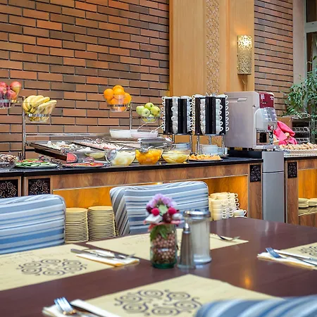 Marmara Hotel Budapest-3