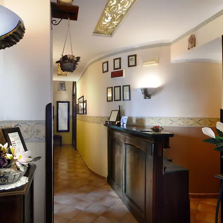 Pinto-Storey Hotel-3