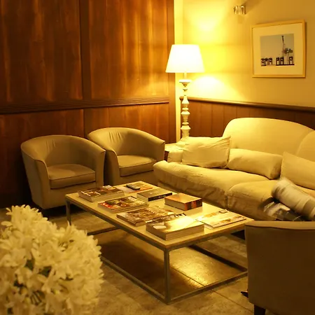 Hotel Edmond Rostand-2