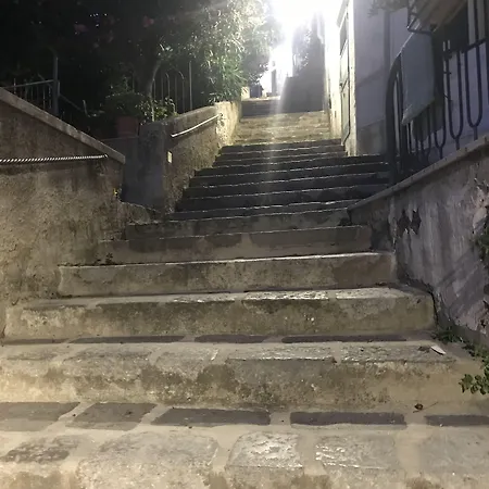 Palazzo Cocò Sentiero dei Limoni-2