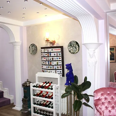 Romantic Hotel Istanbul-2
