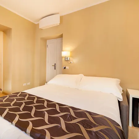 Hotel Scalinata Di Spagna-3
