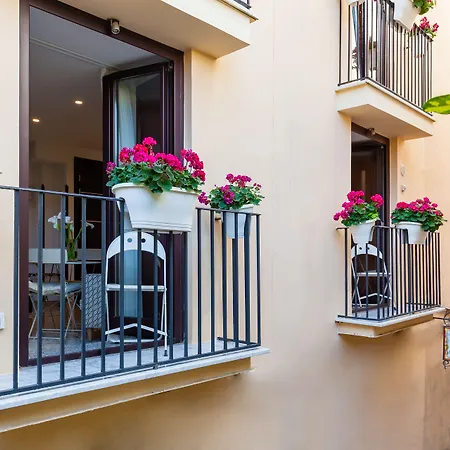 Sorrento Flats-3