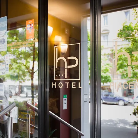 Hotel Piacenza-3