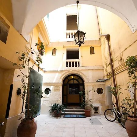 Azzurretta Guest House-3
