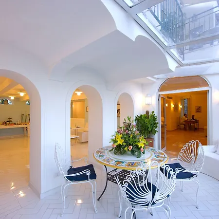 Hotel Bougainville-3
