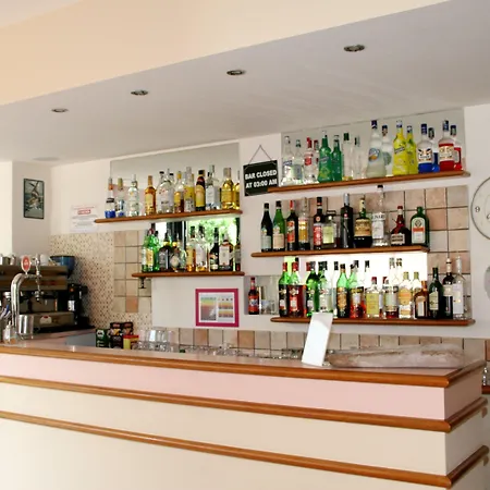 Hotel Jolie-3
