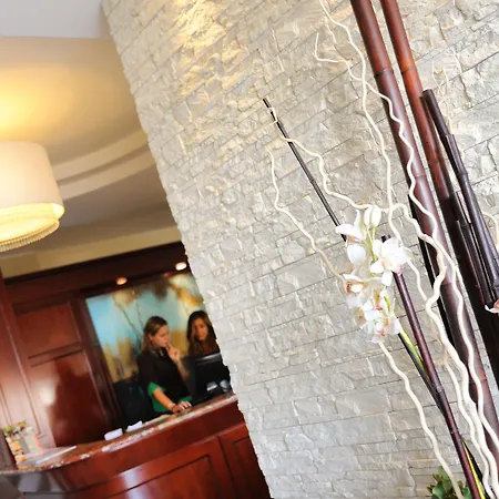 Hotel Life - Natural Style Rimini-3