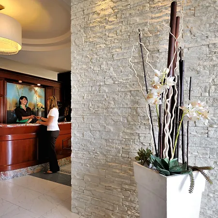 Hotel Life - Natural Style Rimini-2