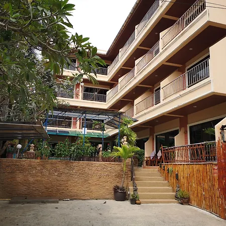 Seven Seas Hotel Patong Beach-3