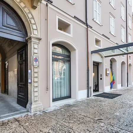 Best Western Premier Milano Palace Hotel-3