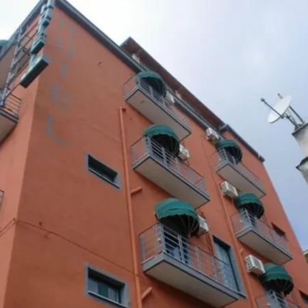 Fly Boutique Hotel-2