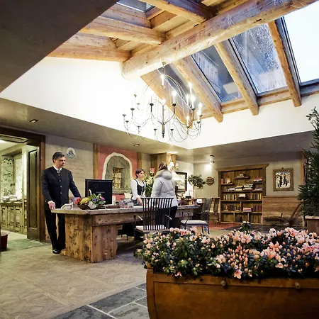 Hotel Bucaneve-3