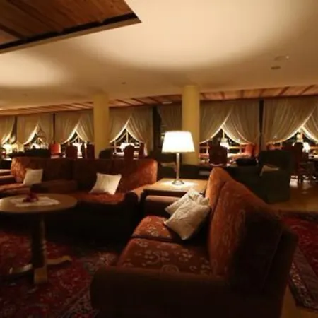 Alpen Suite Hotel-3